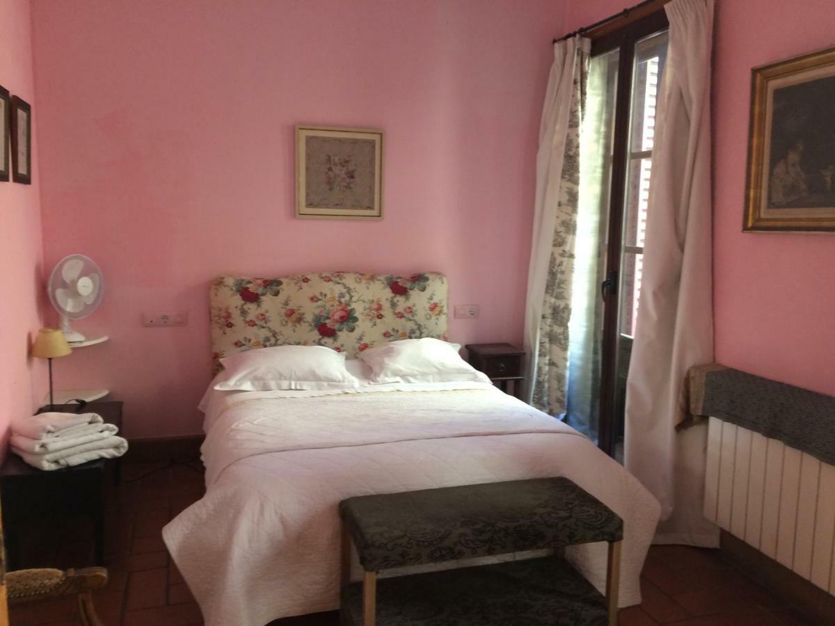 Hostal Casa Del Buen Viaje Sevilla Eksteriør billede